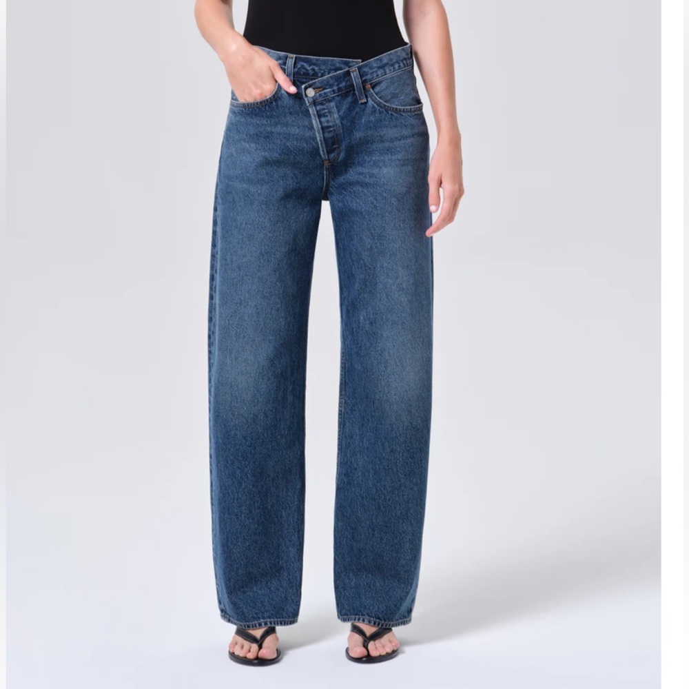 AGOLDE CRISS CROSS JEANS. “Form” dark wash. Asymmetrical Button Fly